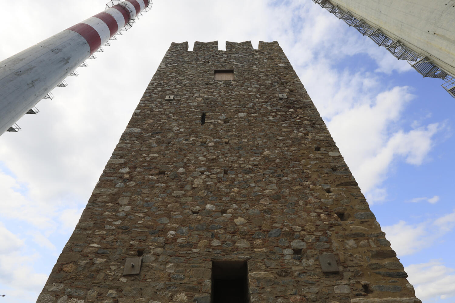 pirgos dei karavos