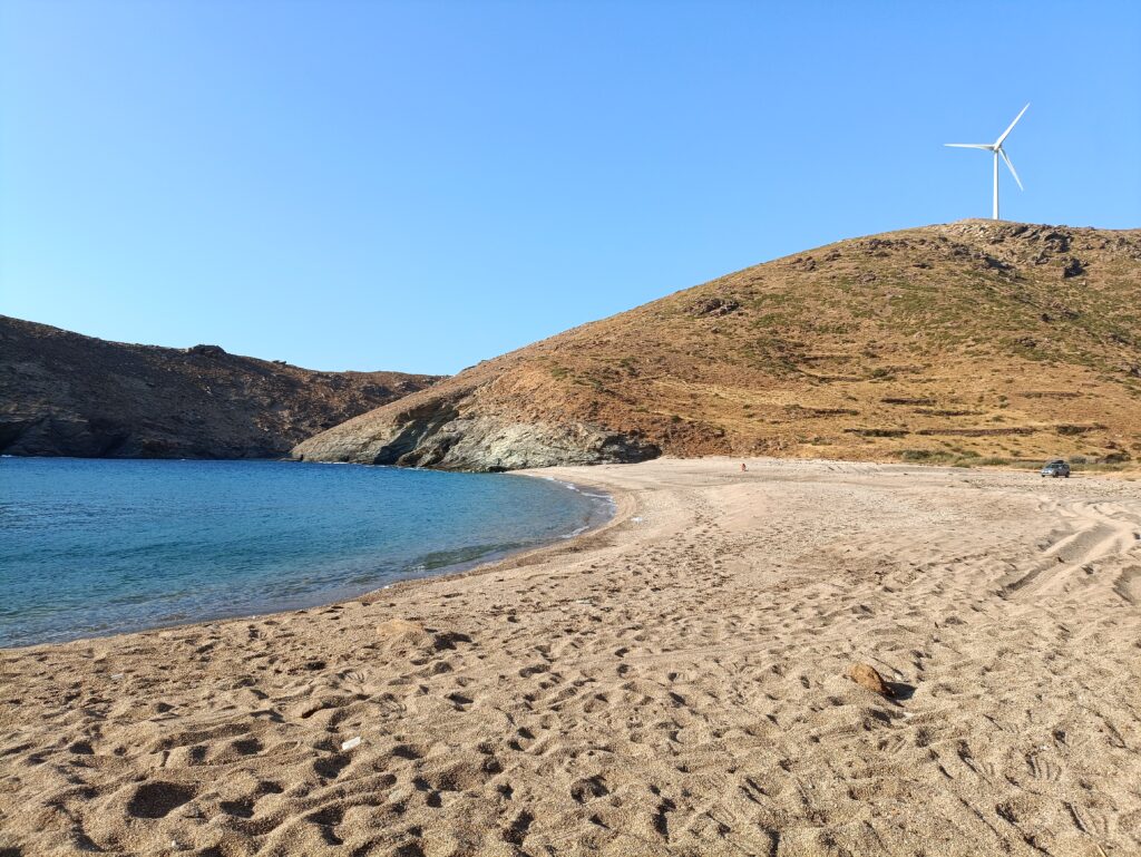 paralia linari karystos