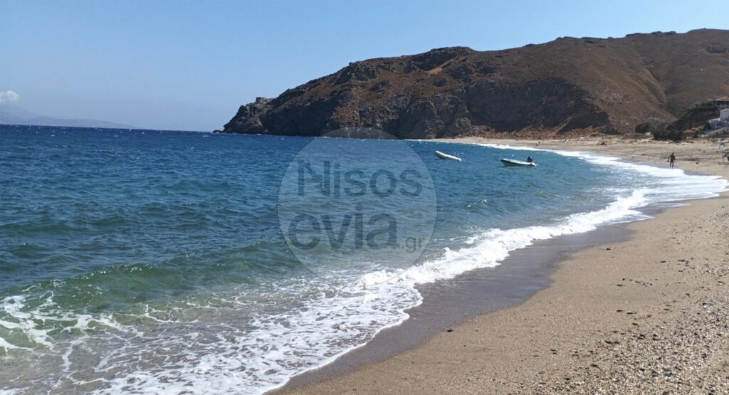 paralia potami karystos